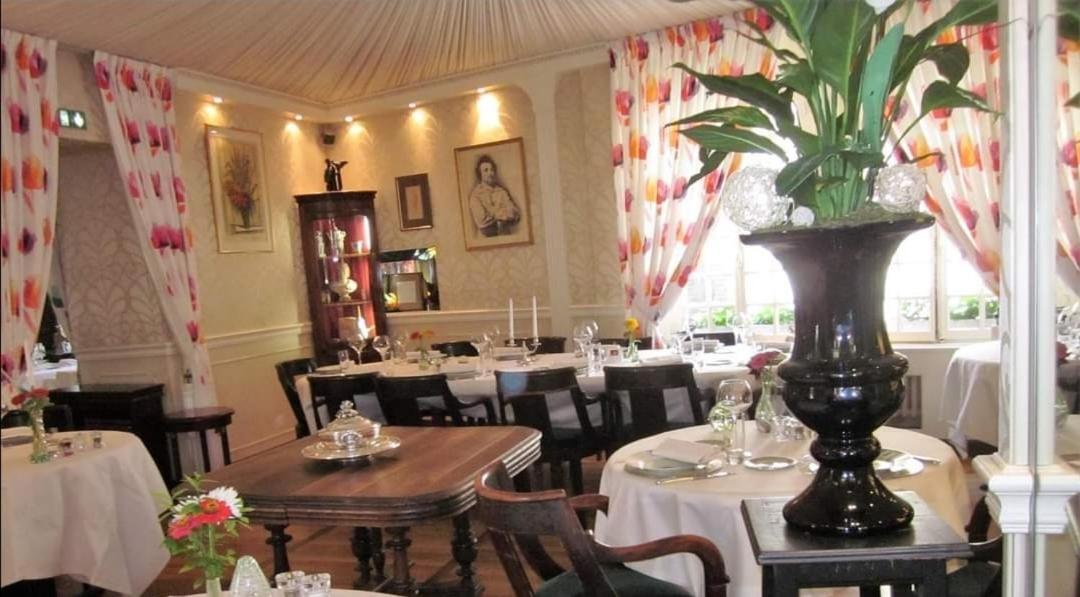 Hotel La Cognette A 25 Kilometres De Chateauroux Et 30 Kilometres De Bourges Исудун Екстериор снимка