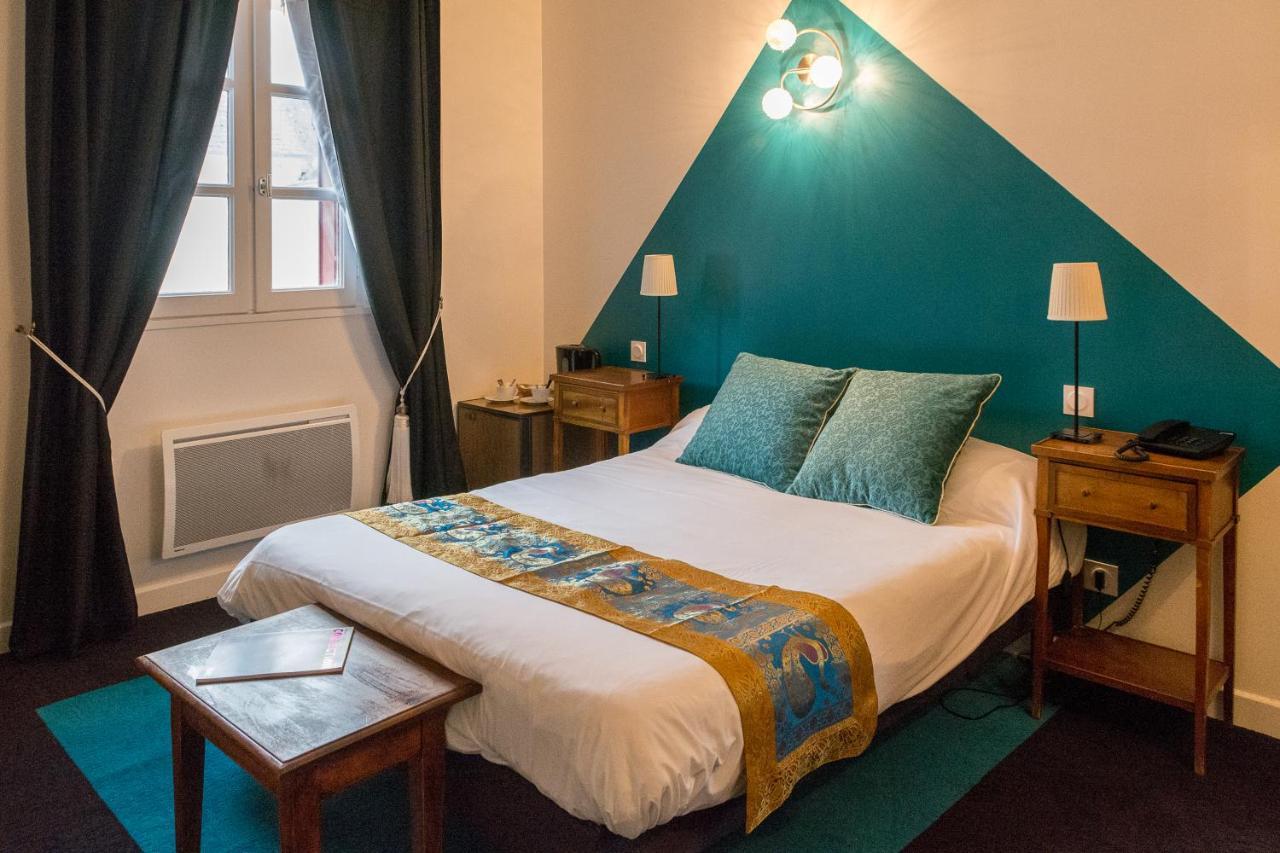 Hotel La Cognette A 25 Kilometres De Chateauroux Et 30 Kilometres De Bourges Исудун Екстериор снимка
