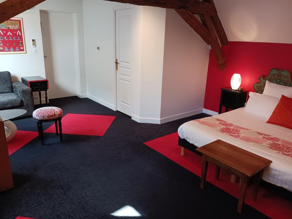 Hotel La Cognette A 25 Kilometres De Chateauroux Et 30 Kilometres De Bourges Исудун Екстериор снимка